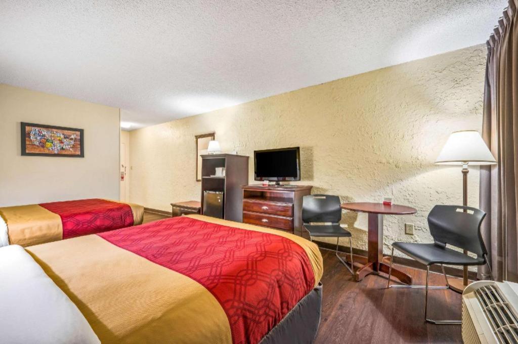 Econo Lodge Corinth Exterior foto